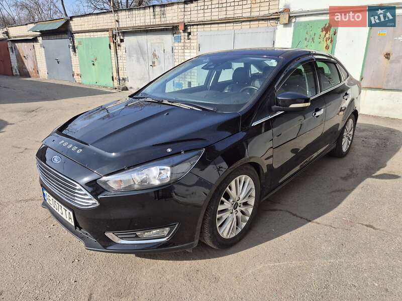 Седан Ford Focus 2016 в Днепре