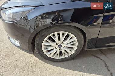 Седан Ford Focus 2016 в Днепре