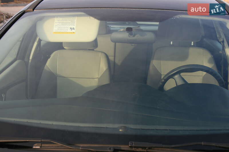 Хэтчбек Ford Focus 2014 в Киеве фото 20 Хэтчбек Ford Focus 2014 в Киеве