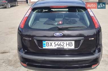 Хэтчбек Ford Focus 2005 в 