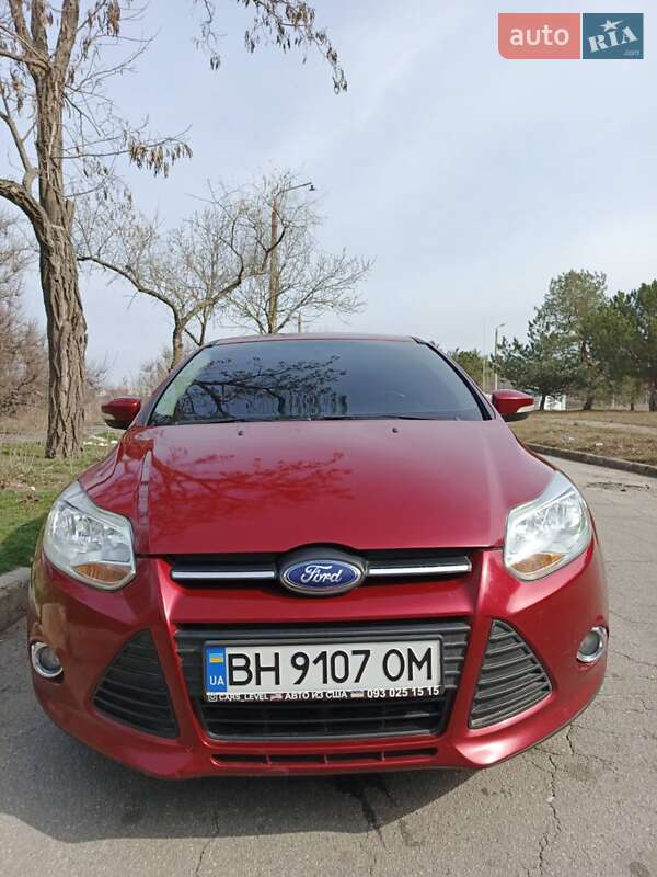 Седан Ford Focus 2013 в Николаеве фото 8 Седан Ford Focus 2013 в Николаеве