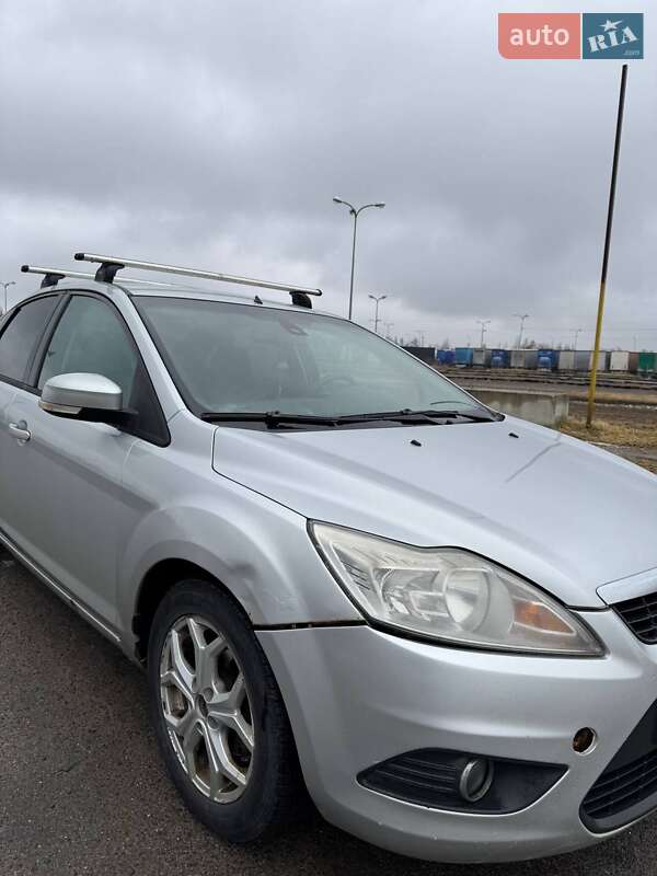 Седан Ford Focus 2010 в Львове