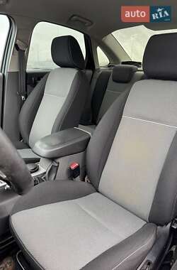 Седан Ford Focus 2010 в 
