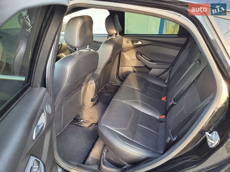 Хэтчбек Ford Focus 2016 в Львове