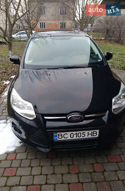 Хетчбек Ford Focus 2011 в 