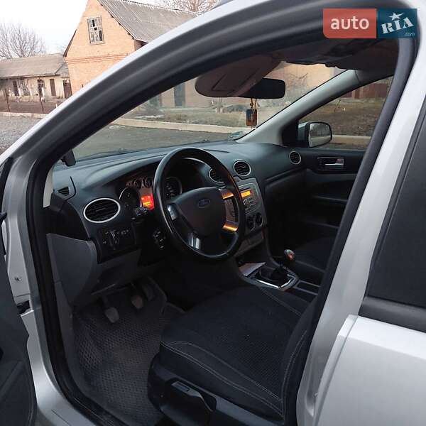 Универсал Ford Focus 2008 в Гайвороне фото 4 Универсал Ford Focus 2008 в Гайвороне
