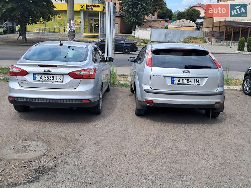 Хэтчбек Ford Focus 2007 в Смеле