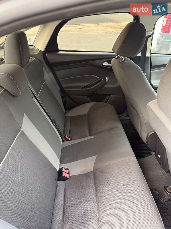 Седан Ford Focus 2014 в Калиновке фото 8 Седан Ford Focus 2014 в Калиновке