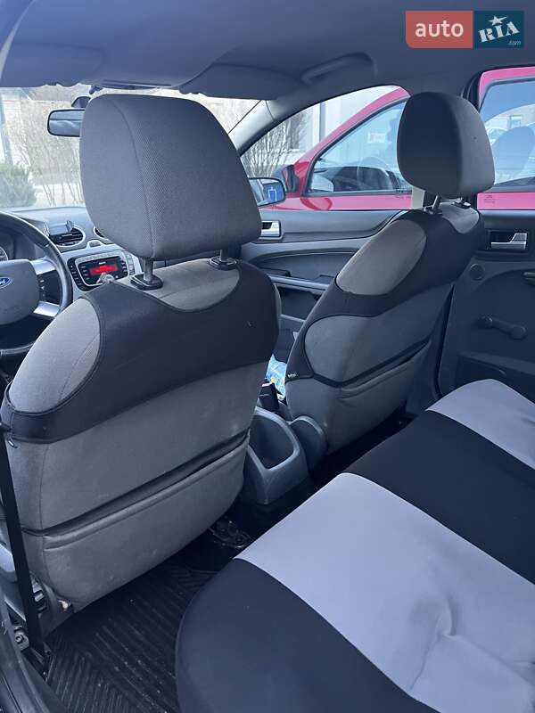 Седан Ford Focus 2007 в Рівному