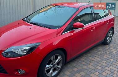 Хэтчбек Ford Focus 2013 в 