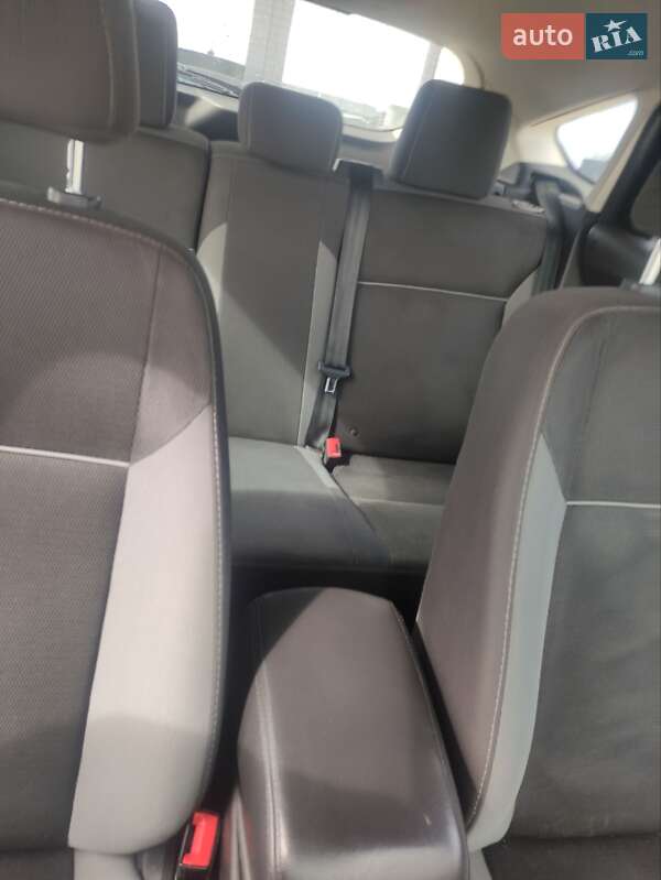 Хэтчбек Ford Focus 2013 в Львове фото 8 Хэтчбек Ford Focus 2013 в Львове
