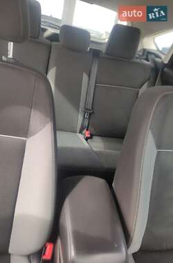 Хэтчбек Ford Focus 2013 в 