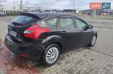 Хэтчбек Ford Focus 2013 в 