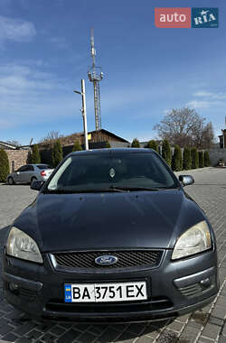 Хэтчбек Ford Focus 2007 в 