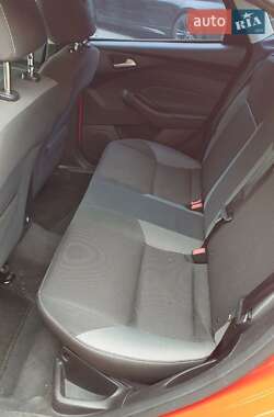 Седан Ford Focus 2014 в 