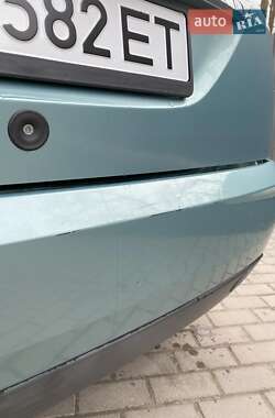 Хэтчбек Ford Focus 1998 в 
