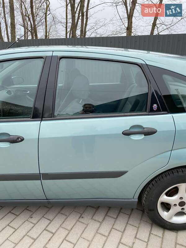 Хетчбек Ford Focus 1998 в Тернополі