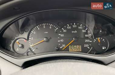 Хэтчбек Ford Focus 1998 в 