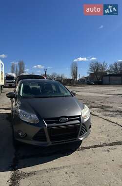 Седан Ford Focus 2014 в 