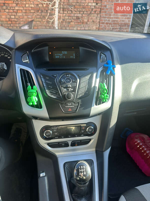 Хэтчбек Ford Focus 2013 в Сумах фото 19 Хэтчбек Ford Focus 2013 в Сумах