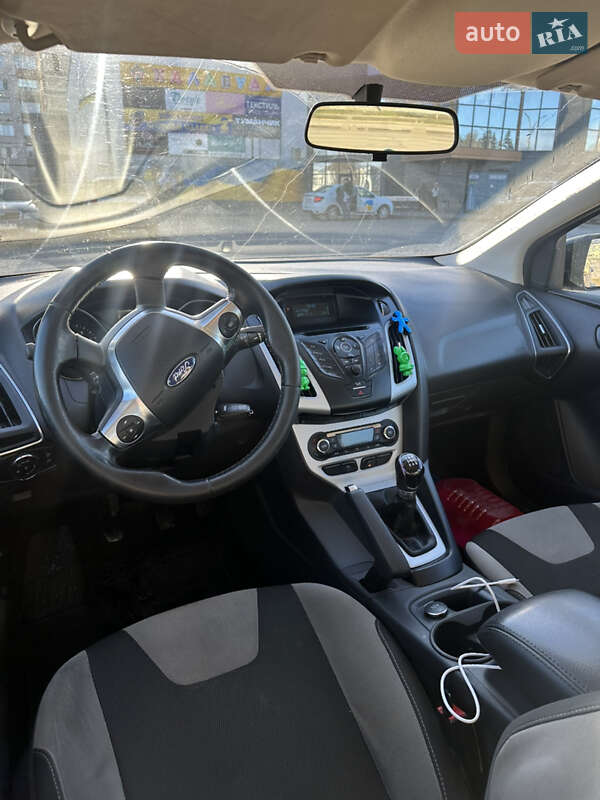 Хэтчбек Ford Focus 2013 в Сумах фото 13 Хэтчбек Ford Focus 2013 в Сумах