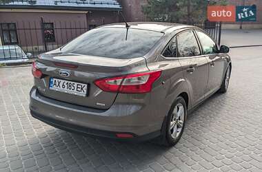 Седан Ford Focus 2013 в 