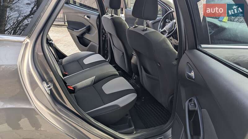 Седан Ford Focus 2013 в Львове