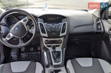 Седан Ford Focus 2013 в 