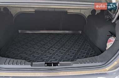 Седан Ford Focus 2013 в 