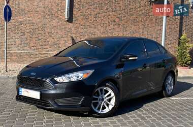 Седан Ford Focus 2015 в 