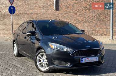 Седан Ford Focus 2015 в 