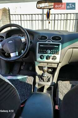 Хэтчбек Ford Focus 2006 в Киеве