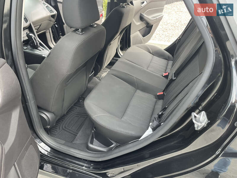 Седан Ford Focus 2015 в Луцке