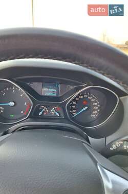 Универсал Ford Focus 2014 в 