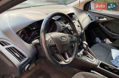 Хэтчбек Ford Focus 2014 в 