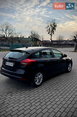 Хэтчбек Ford Focus 2015 в 