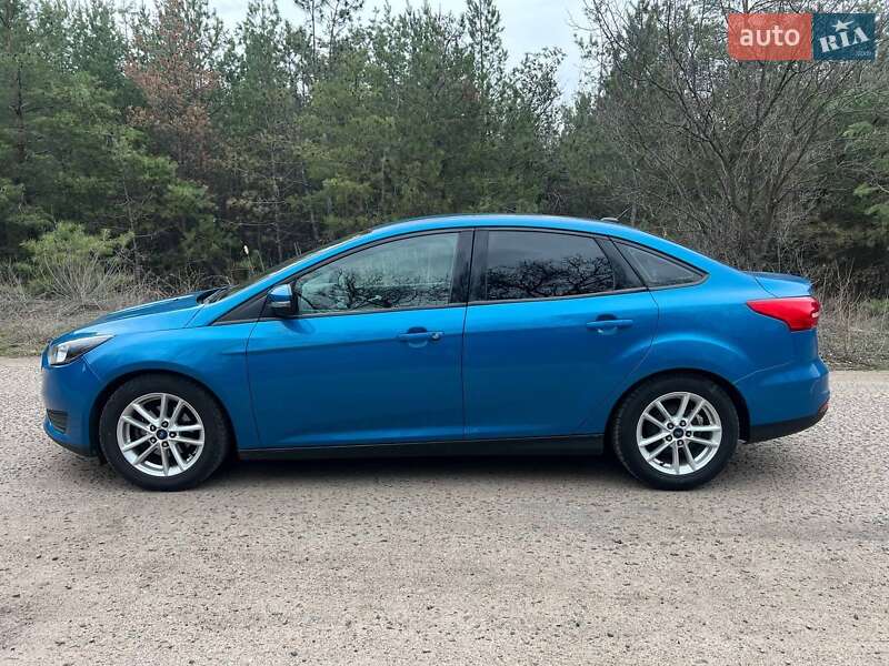 Седан Ford Focus 2016 в Вознесенске