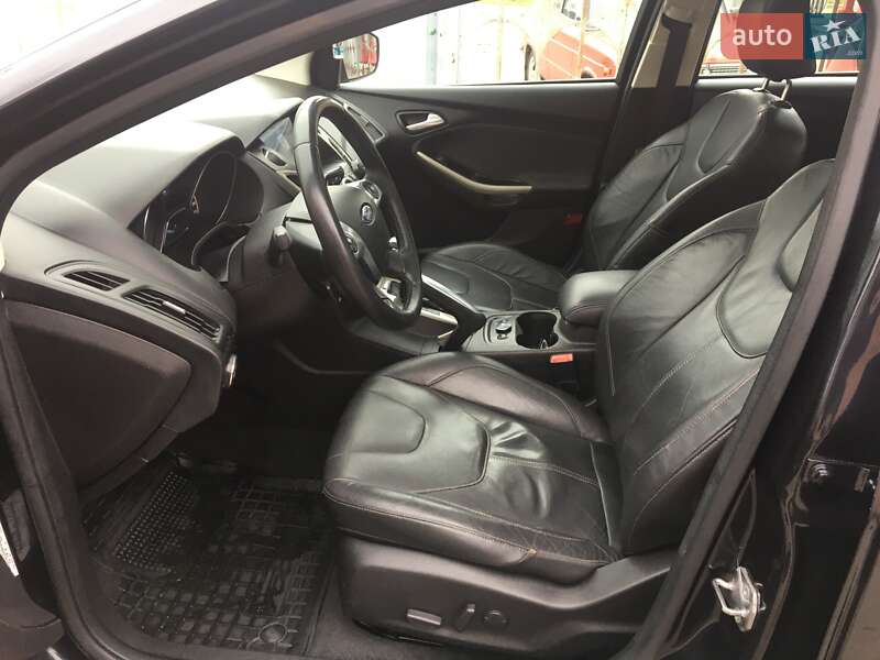 Седан Ford Focus 2012 в Лубнах