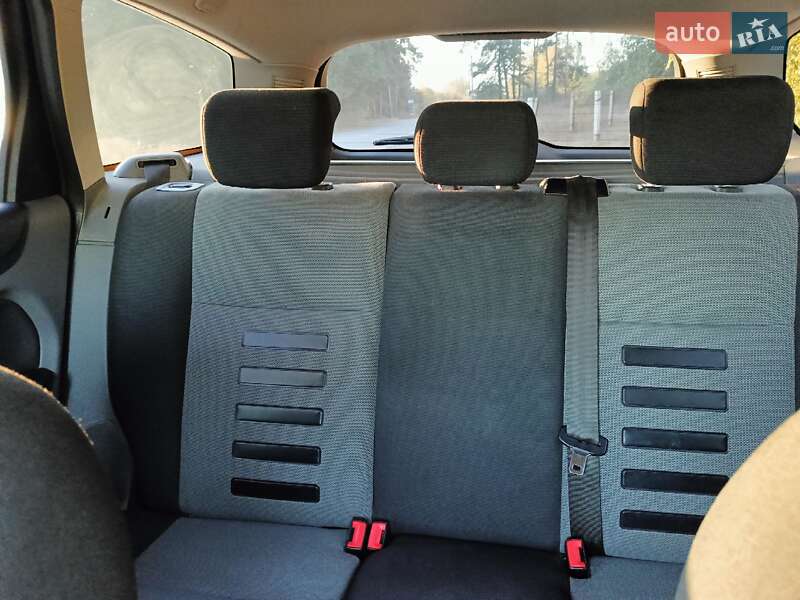 Универсал Ford Focus 2010 в Миргороде фото 17 Универсал Ford Focus 2010 в Миргороде