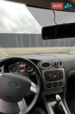 Универсал Ford Focus 2010 в 