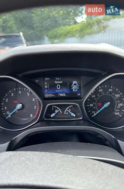 Седан Ford Focus 2016 в 