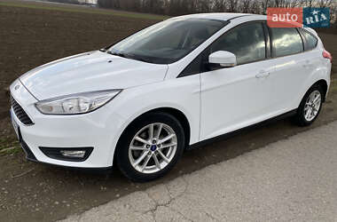 Хэтчбек Ford Focus 2016 в Черновцах