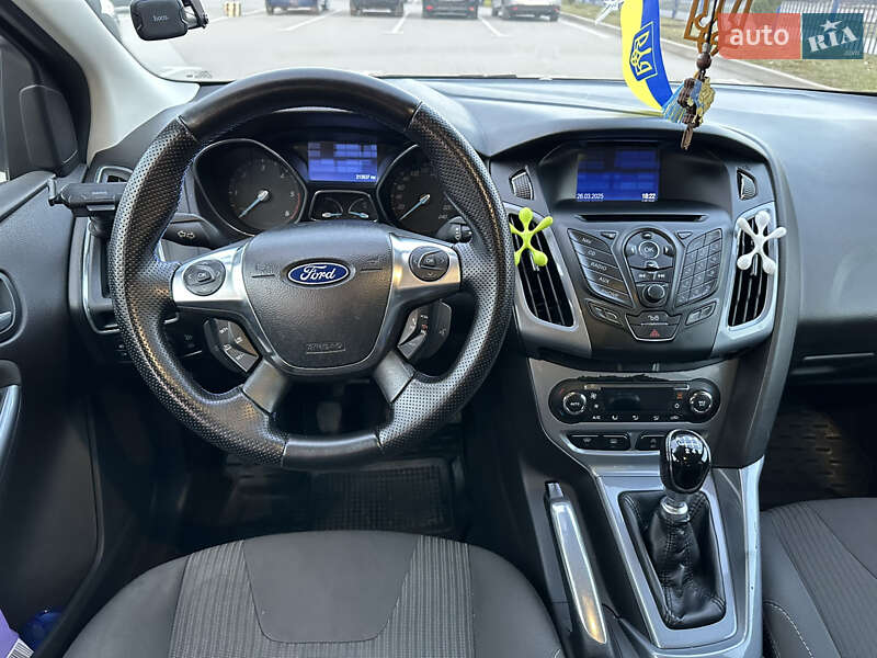 Универсал Ford Focus 2011 в Староконстантинове