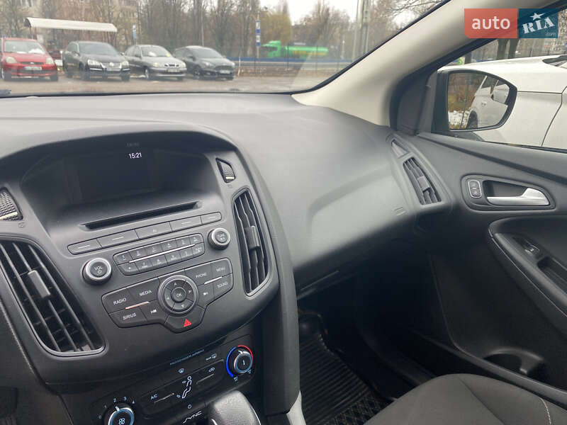 Седан Ford Focus 2017 в Киеве