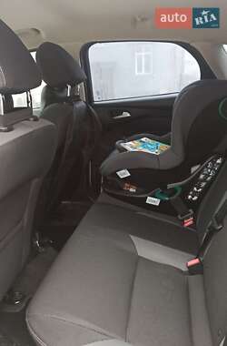 Хэтчбек Ford Focus 2014 в 