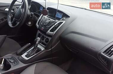 Хэтчбек Ford Focus 2014 в 