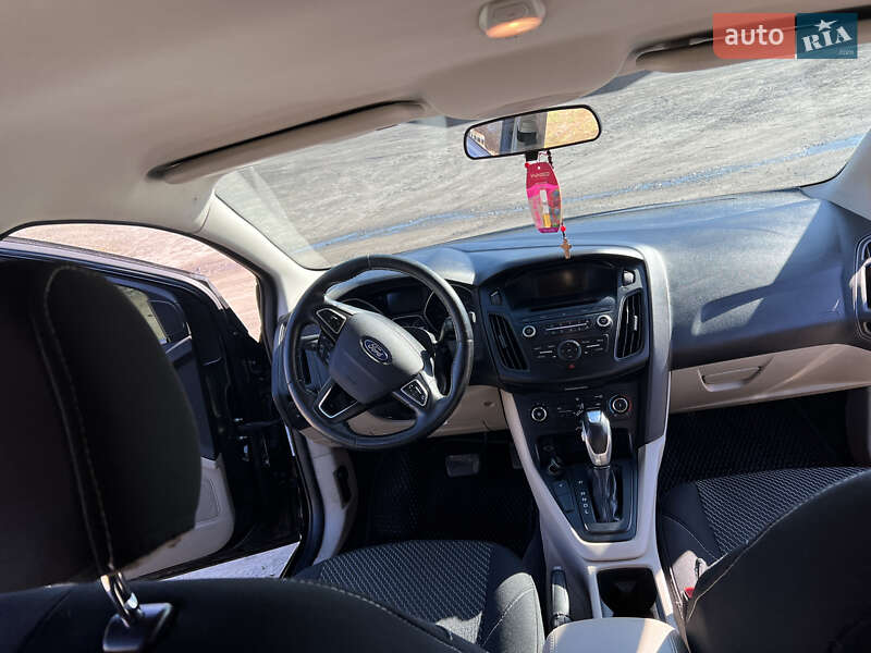 Седан Ford Focus 2015 в Перемышлянах