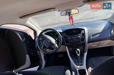 Седан Ford Focus 2015 в 