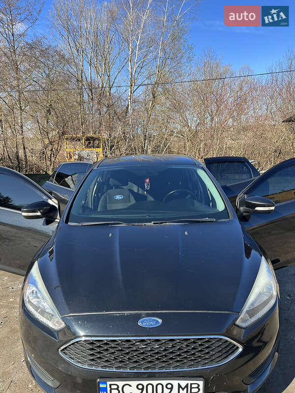 Седан Ford Focus 2015 в Перемышлянах