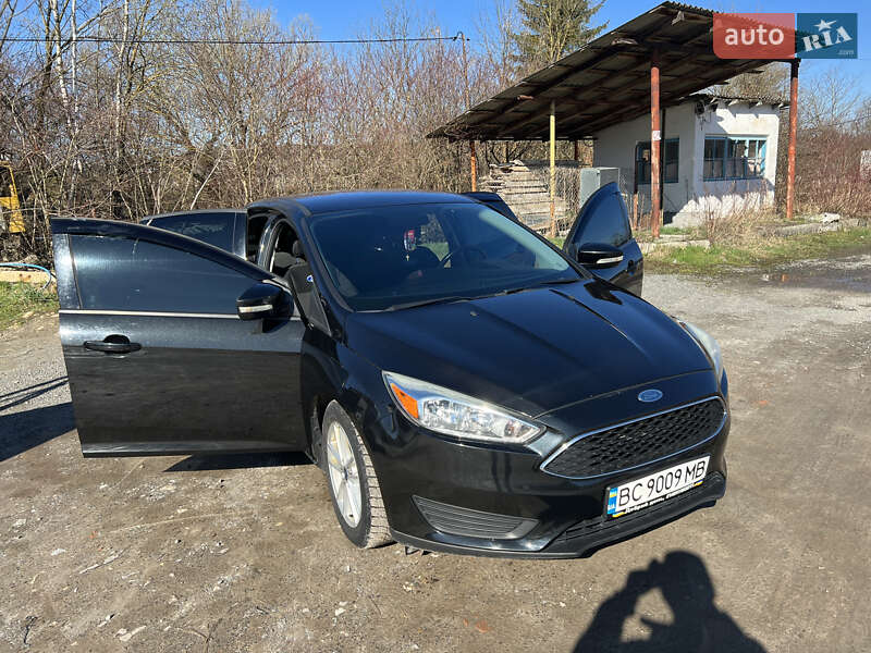 Седан Ford Focus 2015 в Перемышлянах